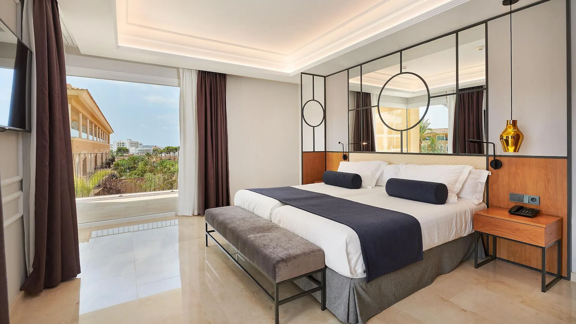 Grupotel Playa De Palma Suites & Spa Szálloda