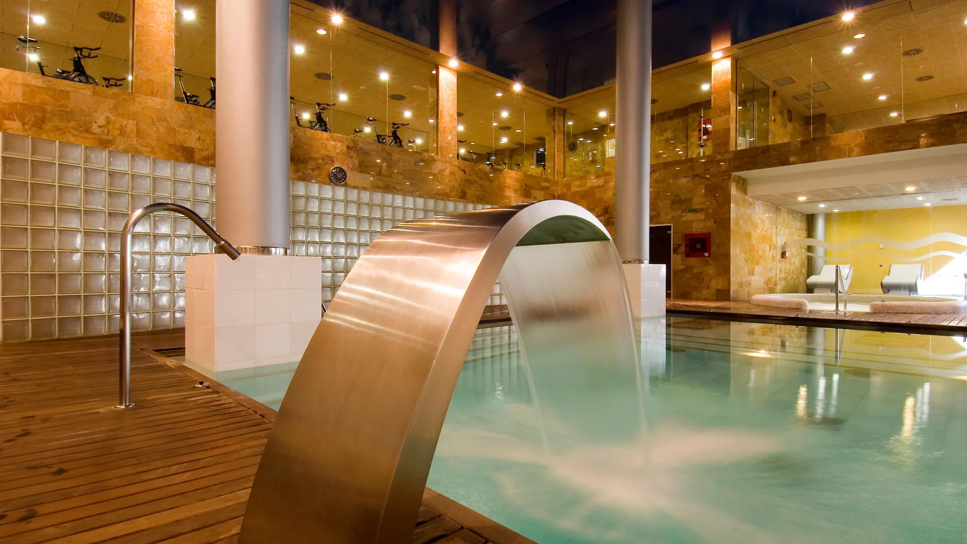 Grupotel Playa De Palma Suites & Spa 4*,