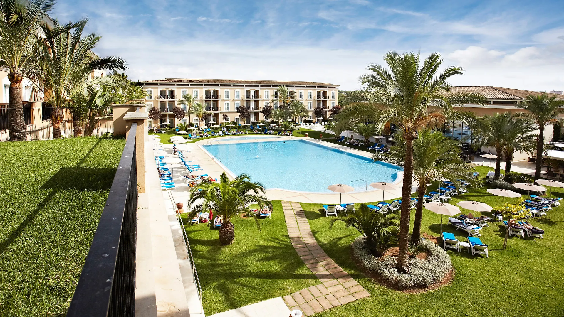 Grupotel Playa De Palma Suites & Spa Отель Плайя де Пальма